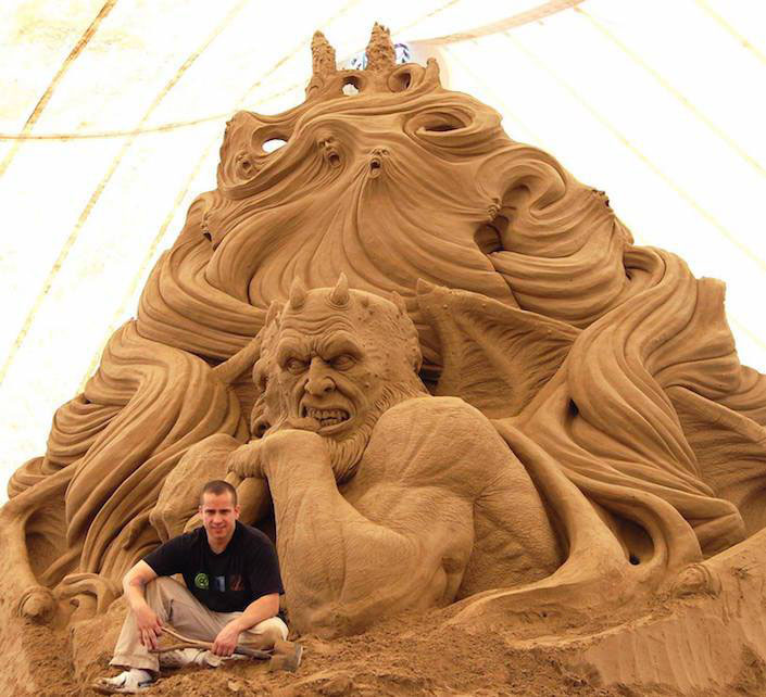 sand sculpture ray villafane 4