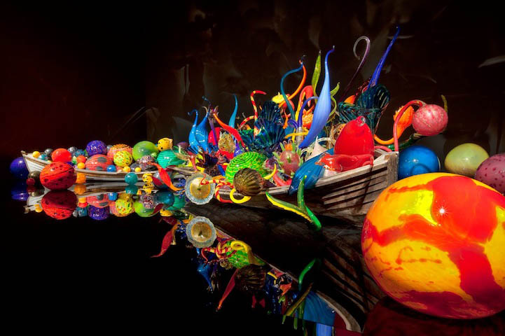 ball-design-architecture-installation-chihuly