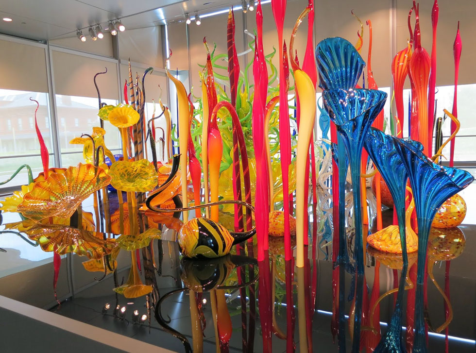 table architecture installation chihuly