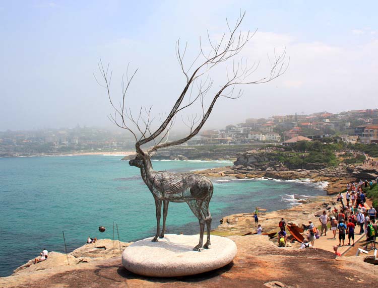 wire sculpture byeong