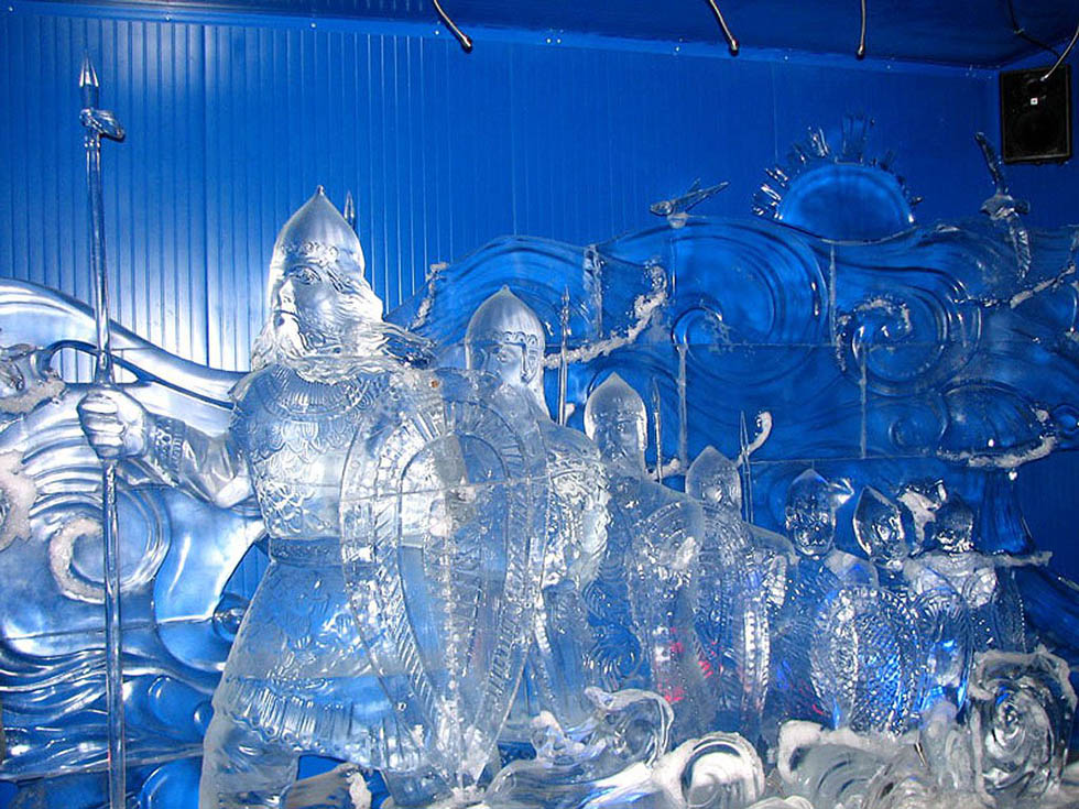 soldier ice sculptures