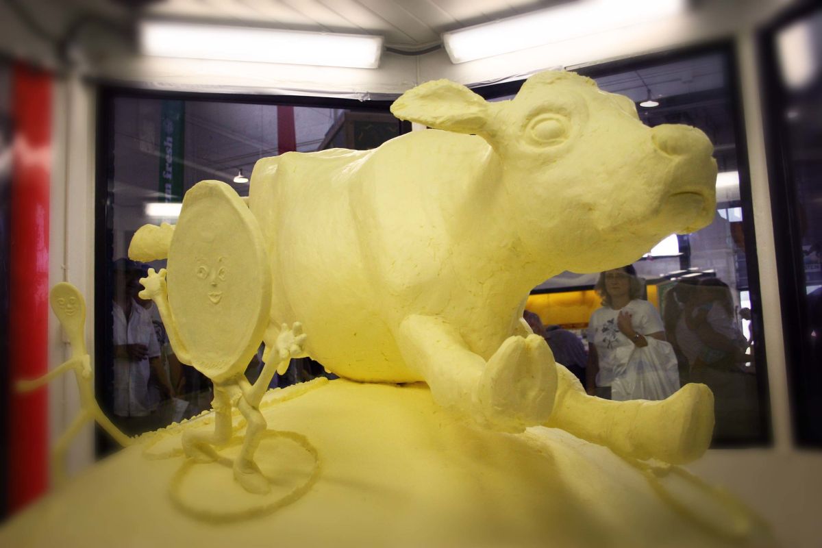 butter sculpture cow chromatophobe