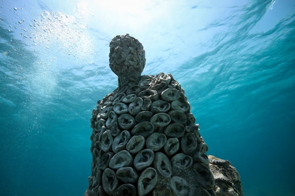 man underwater sculptures by taylor