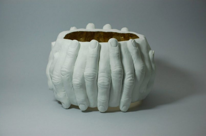 creative human sculpture fingers by alessandro boezio