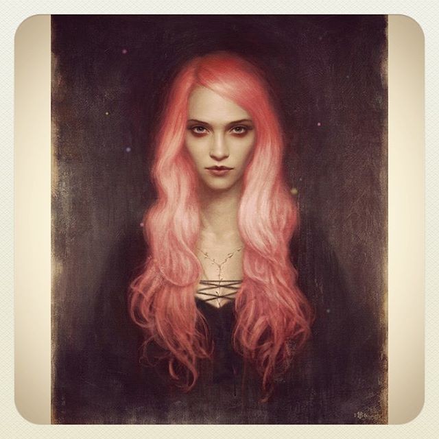 woman realistic paintings by tom bagshaw