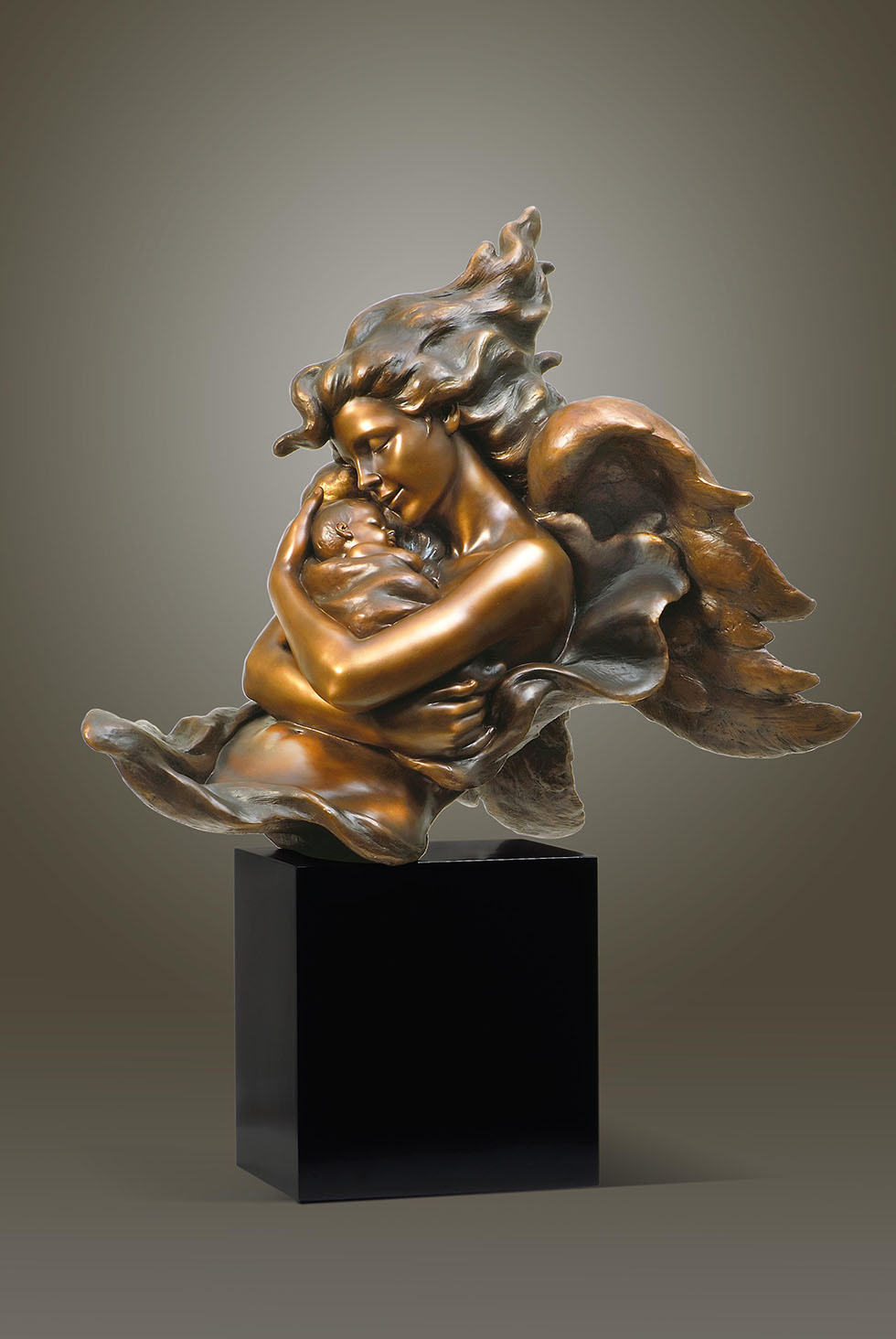 sculpture by gaylord ho