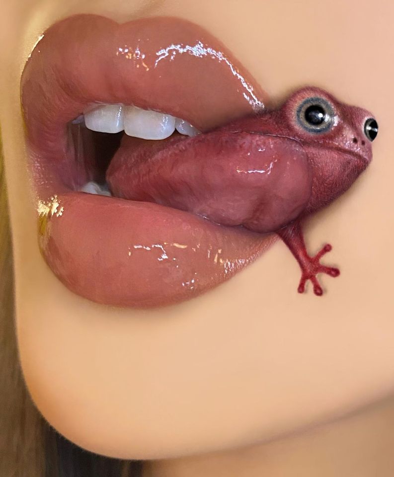 body painting art mouth frog by mimi choi