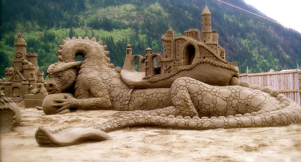 9 dragon sand sculptures