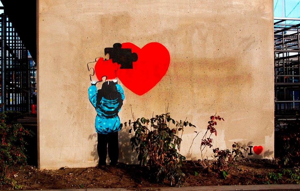 1 missing piece heart creative street art work