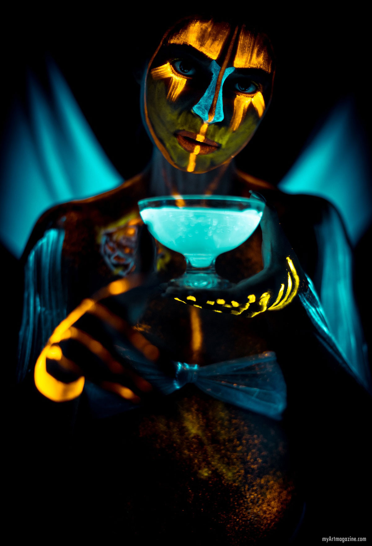 glowing body painting art by artplace